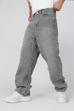 Relaxed Fit Washed Jeans