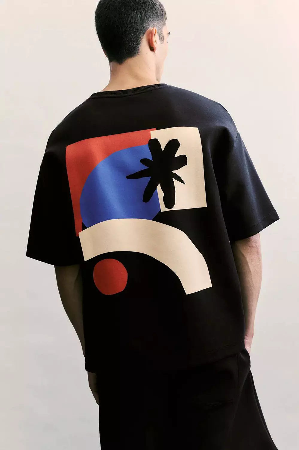Pull&Bear Abstract Graphic Oversized T-Shirt – Black