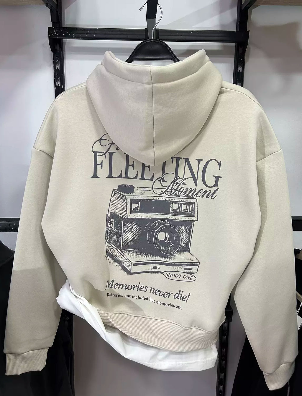 FEELING BERSHKA HOODIE