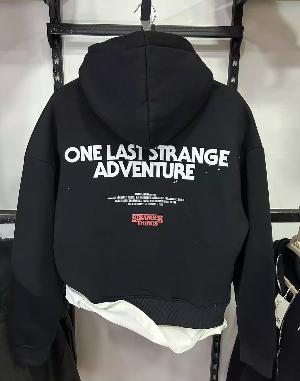 STRANGER THINGS BERSHKA HOODIE