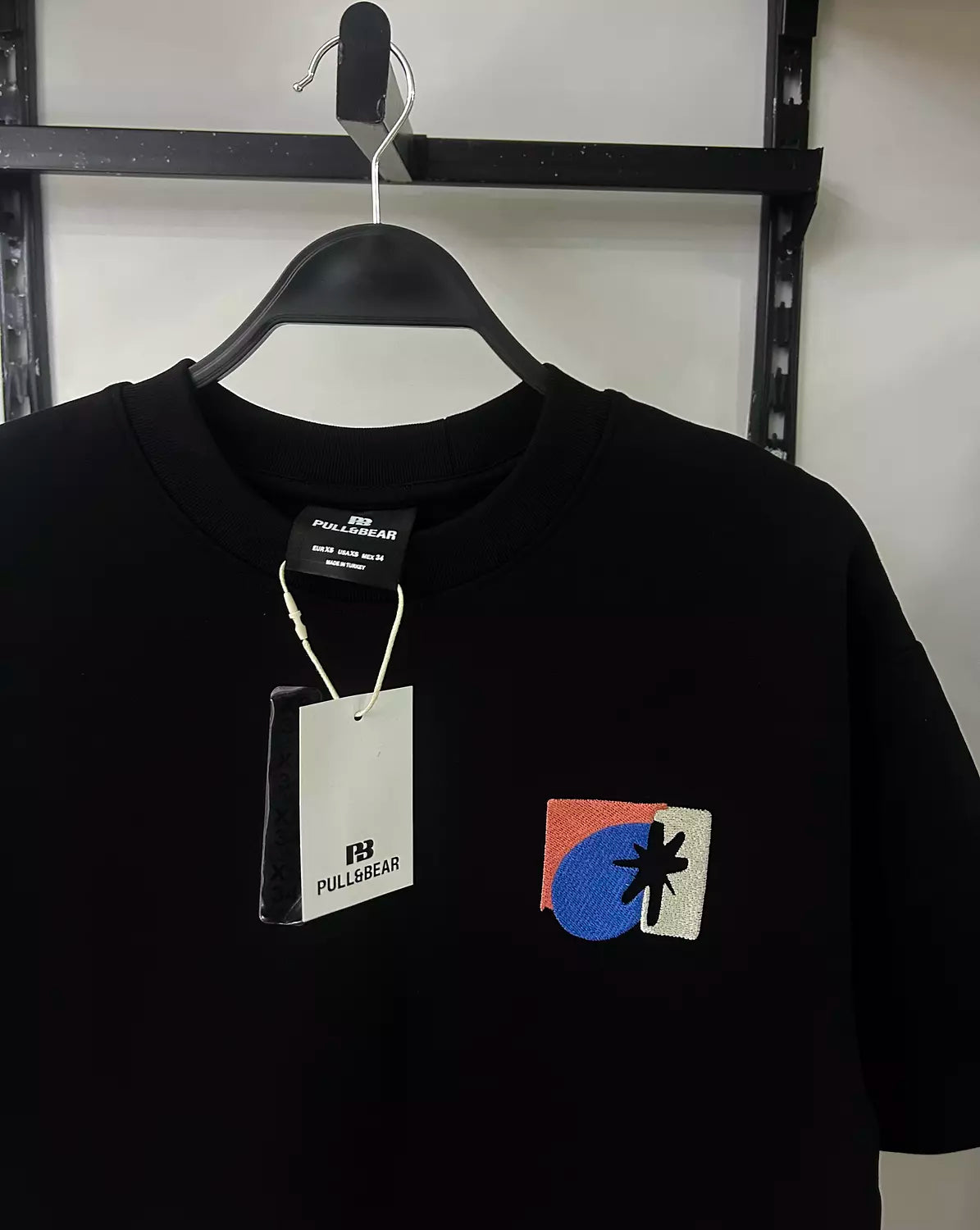 Pull&Bear Abstract Graphic Oversized T-Shirt – Black